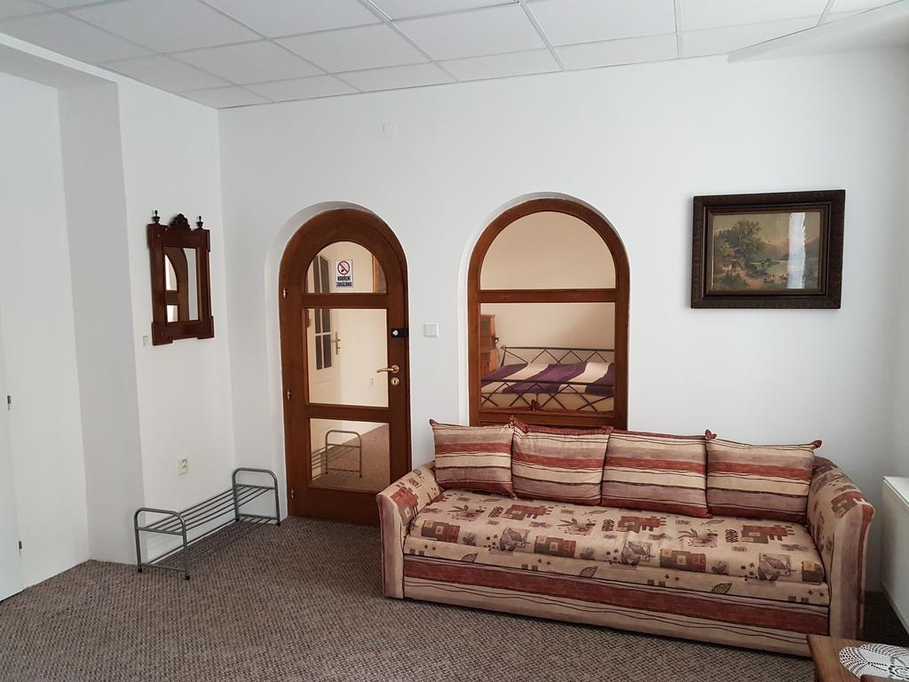Apartmany U Dvora Jihlava Esterno foto